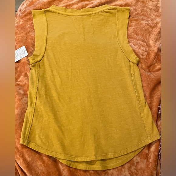 NWT we the Free Mustard yellow tank top/crop size small B49 - Picture 4 of 4